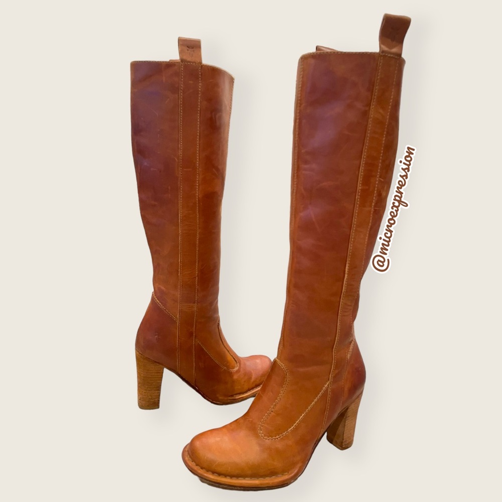 $399 Frye Villager Pull On Knee High Cognac Leather Tall Heeled Distressed Boot - Picture 14 of 15
